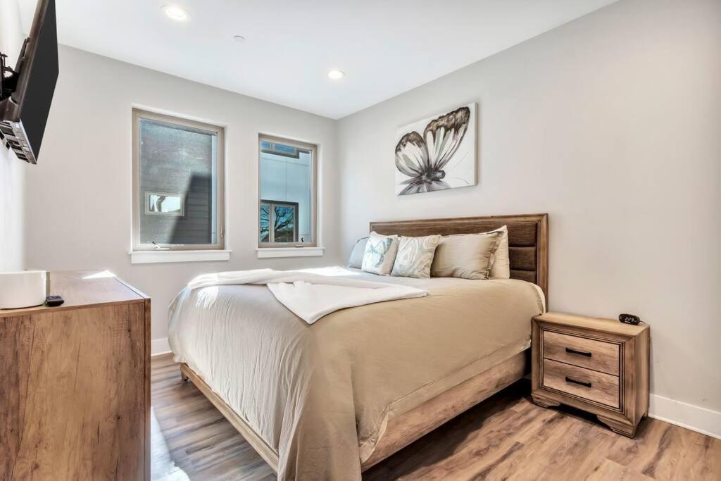 Private Rooftop Patio + 4 Story Home In Downtown Fw Fort Worth Eksteriør billede