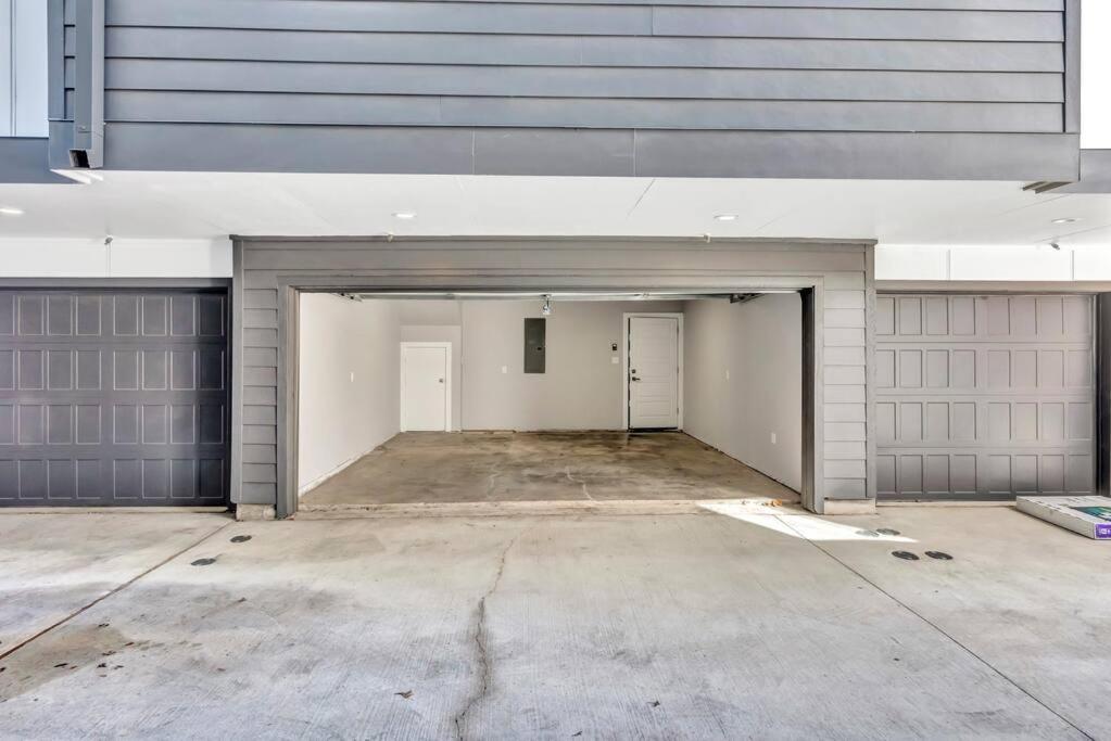 Private Rooftop Patio + 4 Story Home In Downtown Fw Fort Worth Eksteriør billede